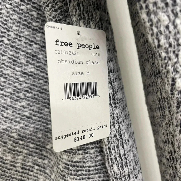 NEW Free People Bright Lights Oversized V-Neck Sweater in Obsidian Glass Sz M - Picture 5 of 7